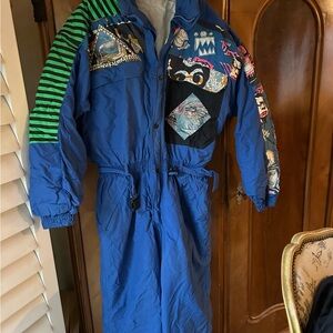 Quicksilver Ski Vintage Jumpsuit Sz L as new QS patches pockets.